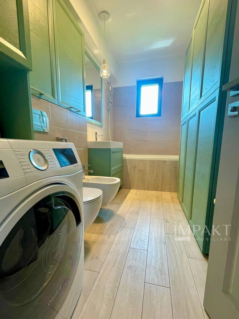 De inchiriat-Apartament cu 4 camere, Garaj și Parcare | Zona Centrala - Poză 8