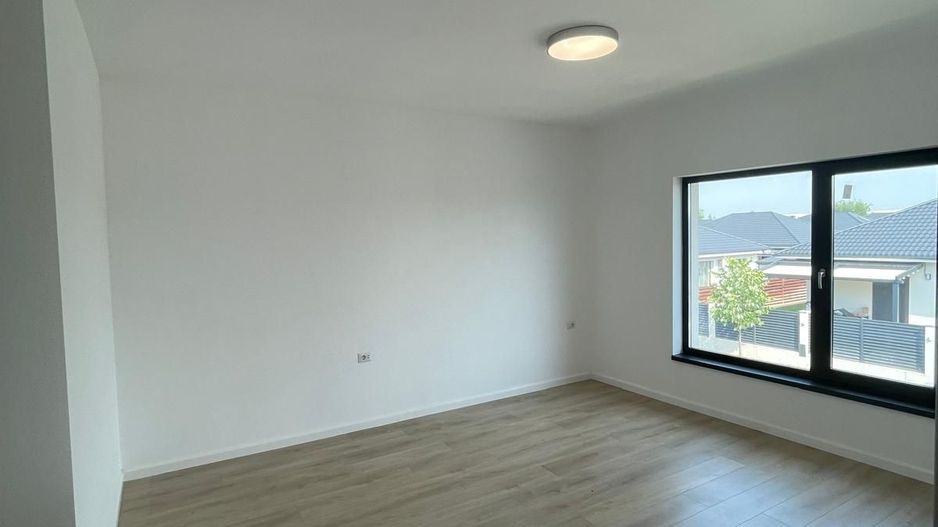 Vilă Individuală 4 camere Tunari - Cartierul Tineretului - Poză 13