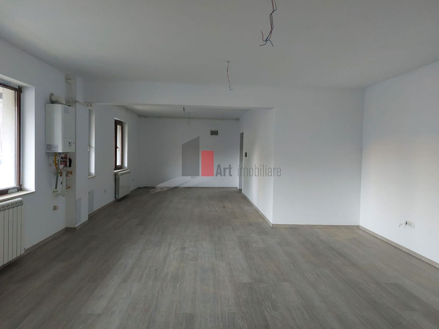 Spatiul "MAGRANA" , P-ta Alba Iulia, imobil 2024, TOTUL NOU, PARCARE INCLUSA - Poză 3