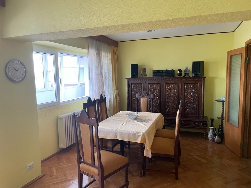 Apartament spatios pentru inchiriere in zona Blvd. Mihalache - Poză 3