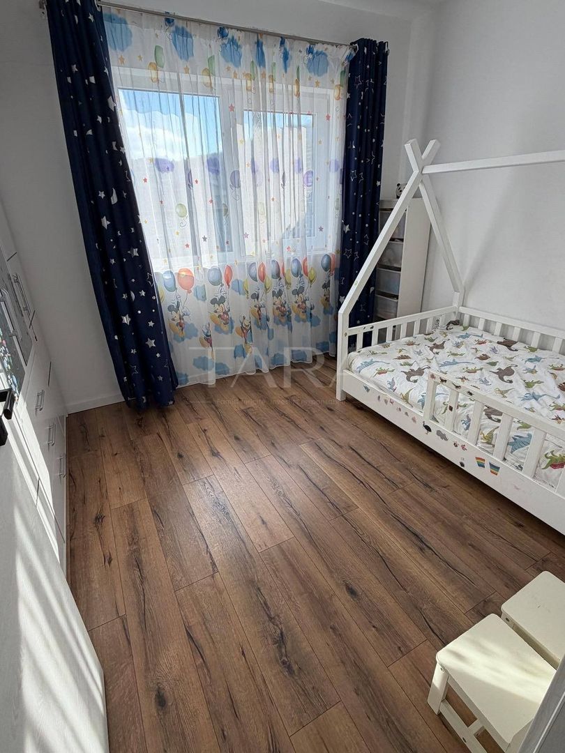 3 Camere Premium cu Terasă de 36 mp și 2 Garaje – Floresti. - Poză 5