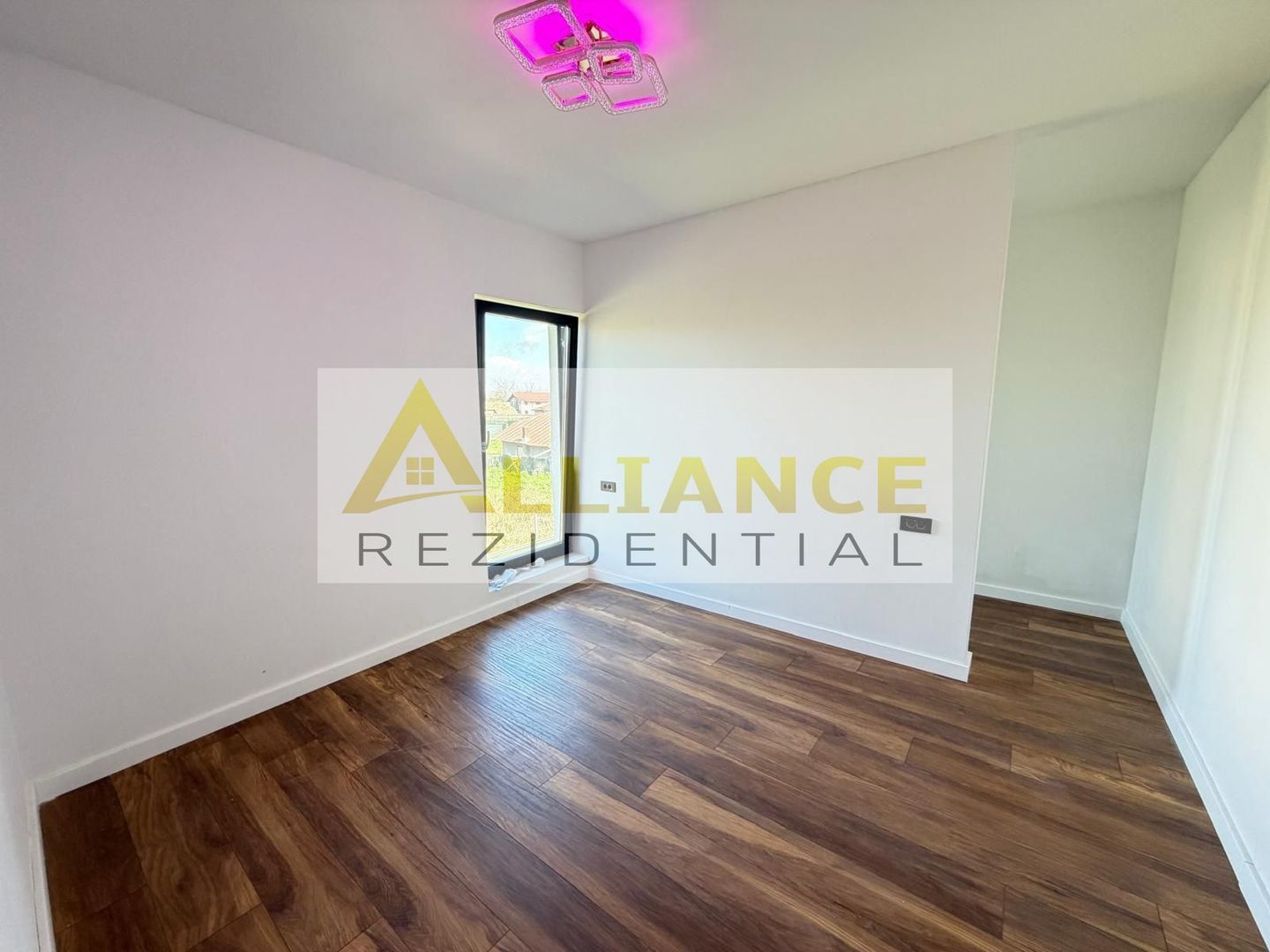 Vila Individuala Moderna 4 Camere  - Primaria Berceni Teren 340mp - - Poză 10