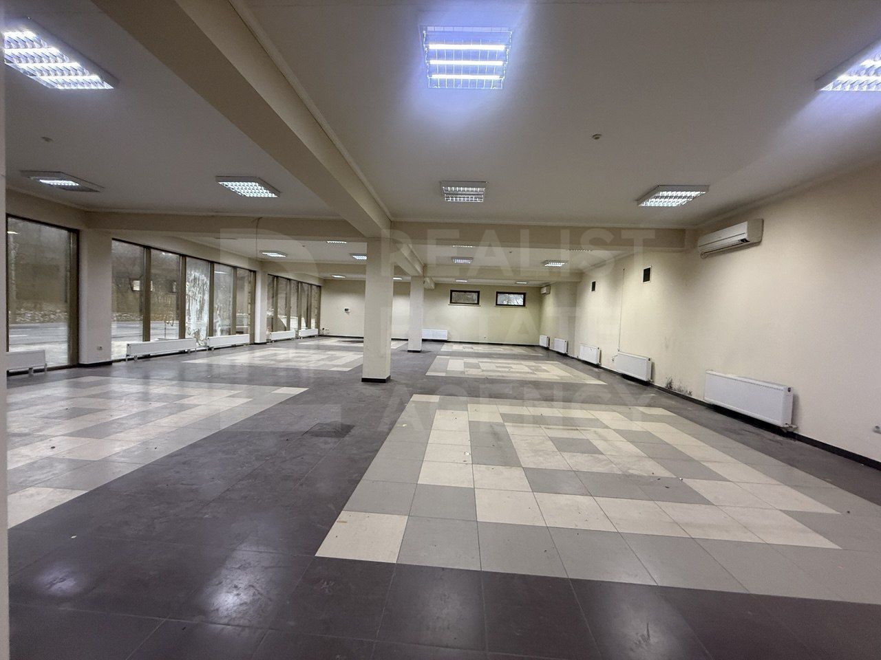 Chirie, spațiu comercial, 460 mp, str. Ștefan Vodă, Vatra - Poză 7