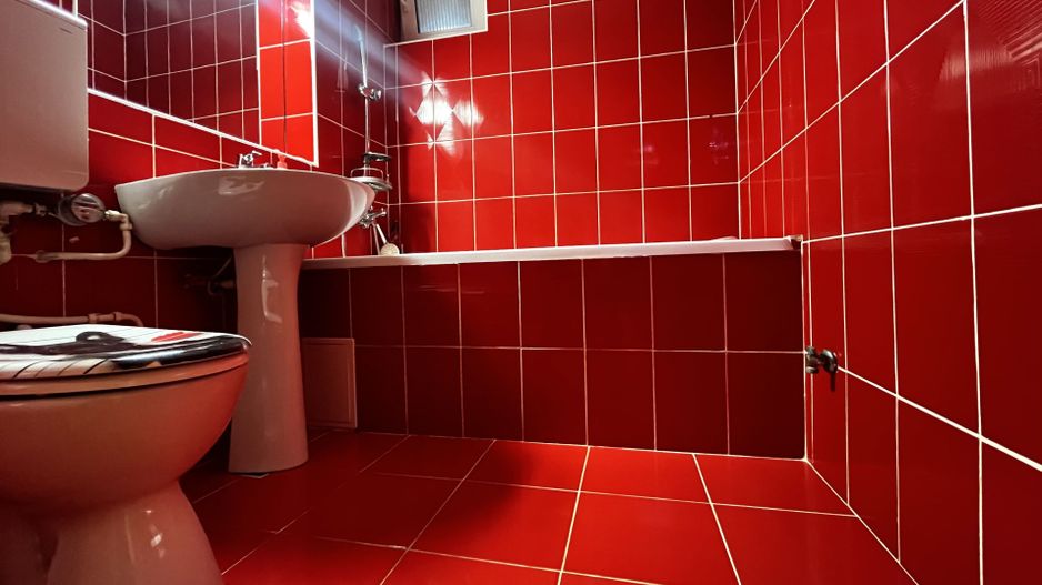 Apartament 4 camere + garaj | Etaj 1 | Zona Centrală – Medicină - Poză 13