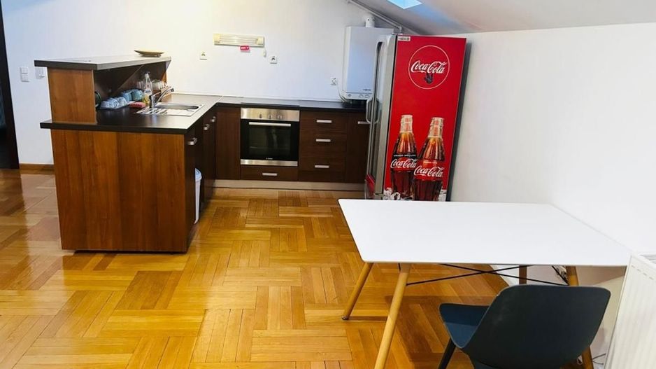 Zero comision, 60mp birou in imobil cochet, Piata Victoriei, 3' metrou - Poză 5