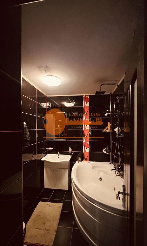 Apartament cu 3 cameer Pacii-Apusului - Poză 4