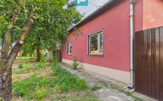 Casă modestă cu 3 camere din văiugă în Bătania - Poză 2
