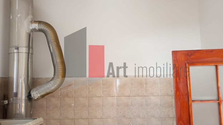 Vila  de inchiriat recent renovata - Poză 23