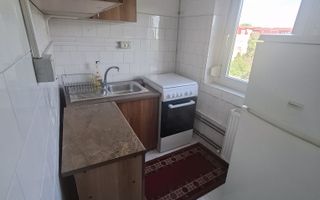 Aradului, garsoniera cu centrala proprie, langa restaurant Tinecz - Poză 12