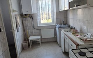 Apartament 3 camere Aleea Minerva - Poză 2