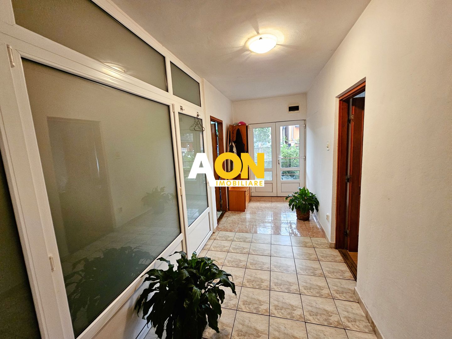 Casa 4 camere, S+P+1, semifinisata, 1424 mp teren, Oarda de Jos - Poză 13