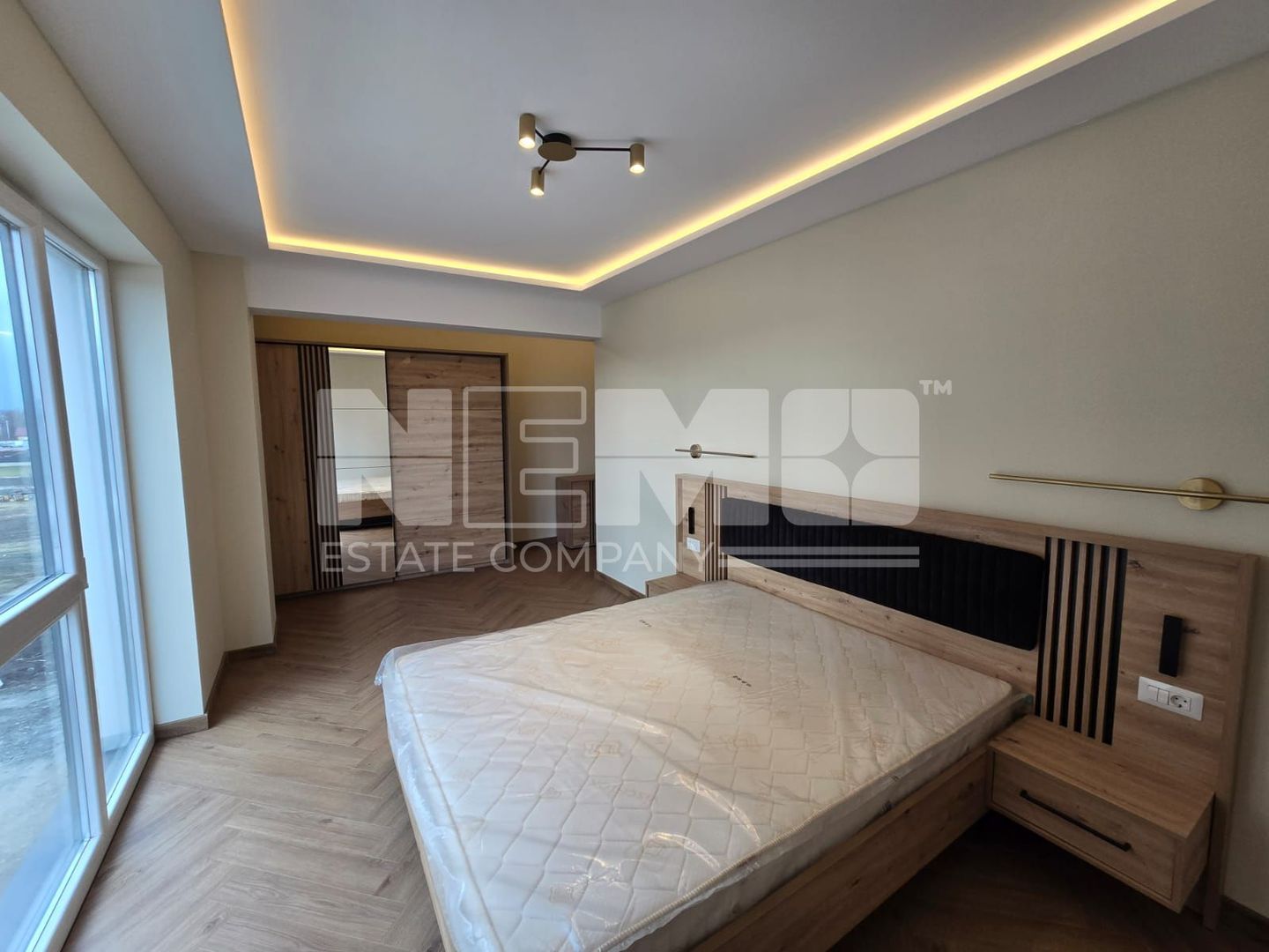 Apartament spațios și luminos cu 3 Camere I Rădăuți - Poză 6