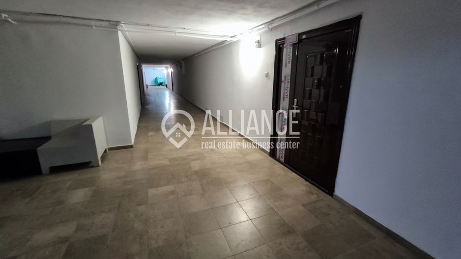 FALEZA NORD cladire multifunctionala 4600 mp cu acces din Bdul Mamaia! - Poză 24