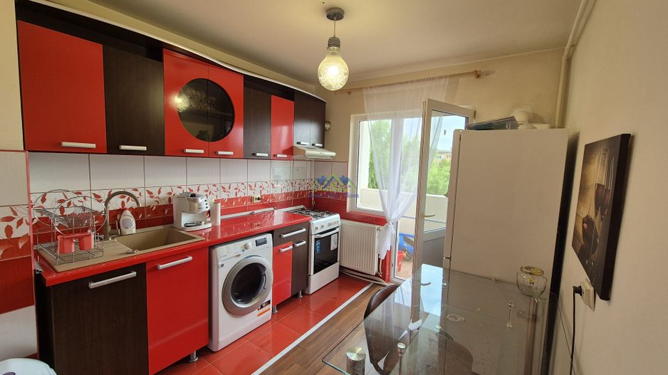 Vand apart. 3 camere, 2 bai, 2 balcoane, mobilat, M3, et 3, st-56mp! - Poză 4