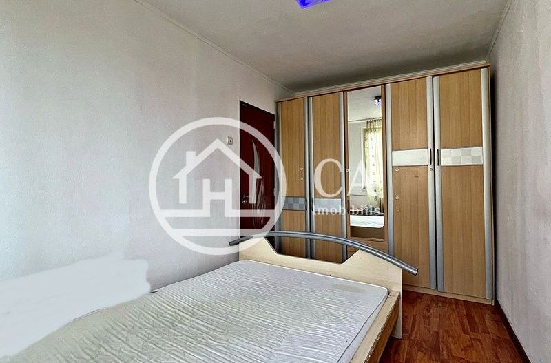 Apartament de vânzare cu 2 camere în zona Rogerius, Oradea - Poză 5