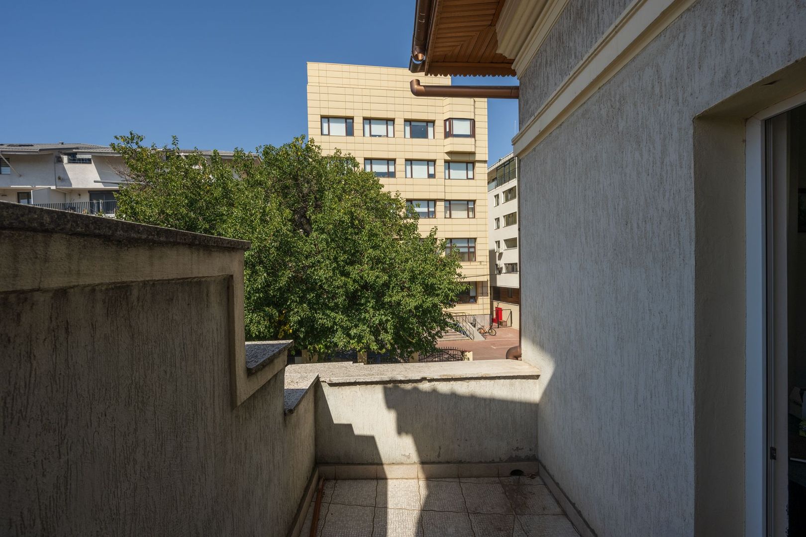 ULTRACENTRAL - Vilă UNICĂ și cu POTENȚIAL uriaș, o poveste de succes - Poză 41