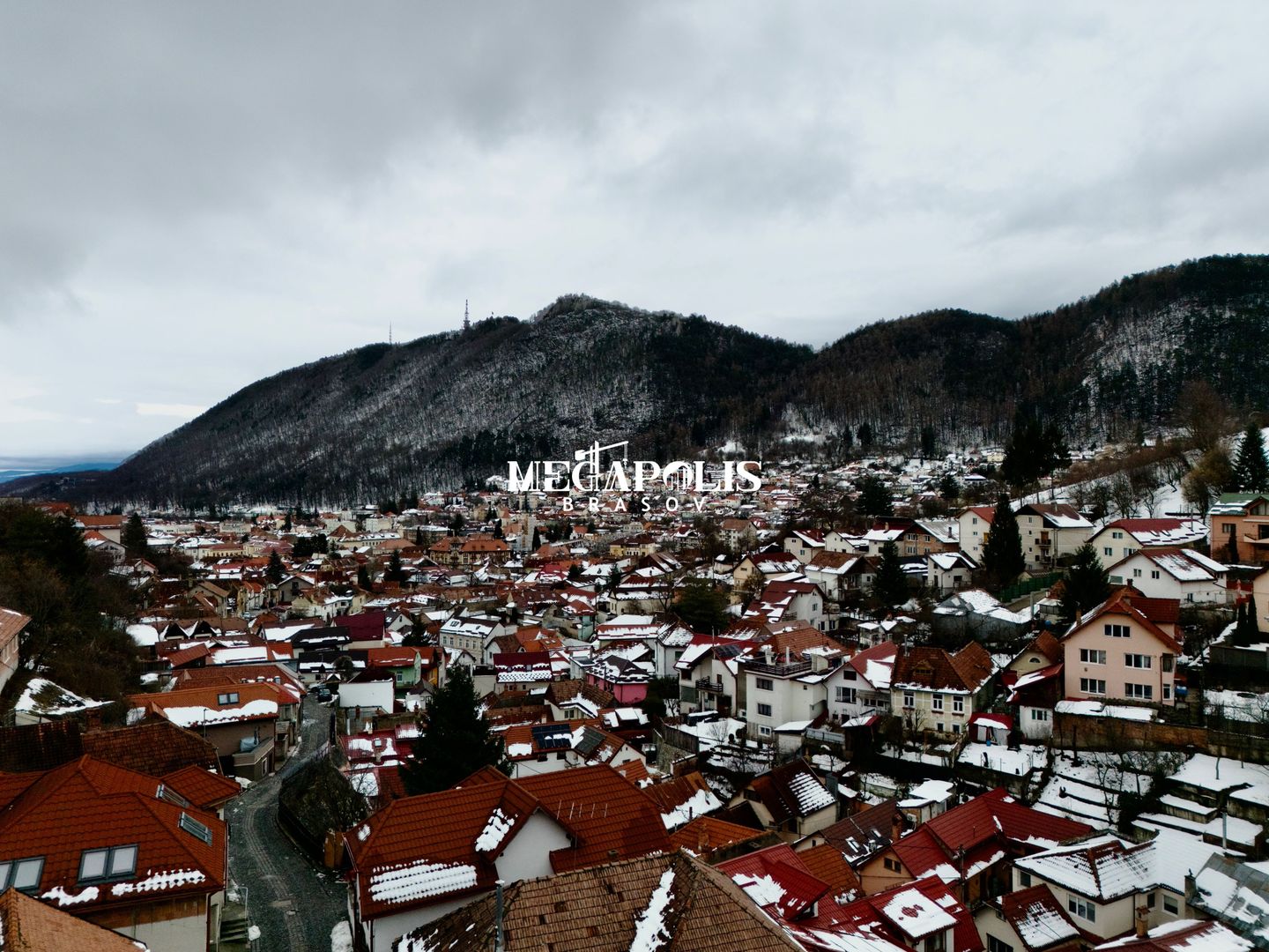 Casă 4 camere | Locație excepțională | Singur în curte | GARAJ - Poză 2