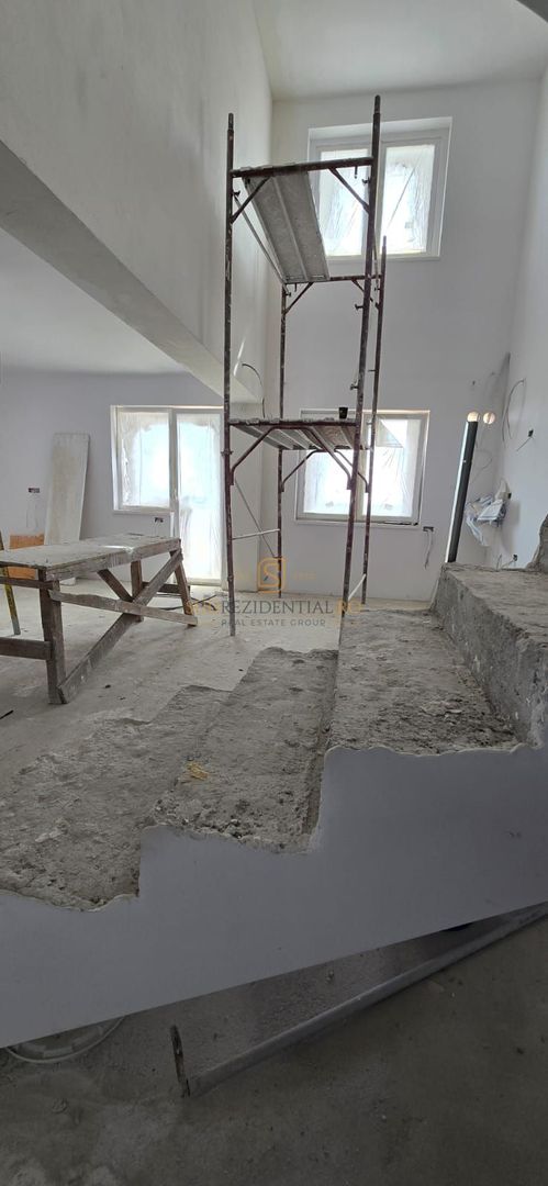 Apartament tip duplex - terasa 280 mp | Metrou Berceni - Poză 11