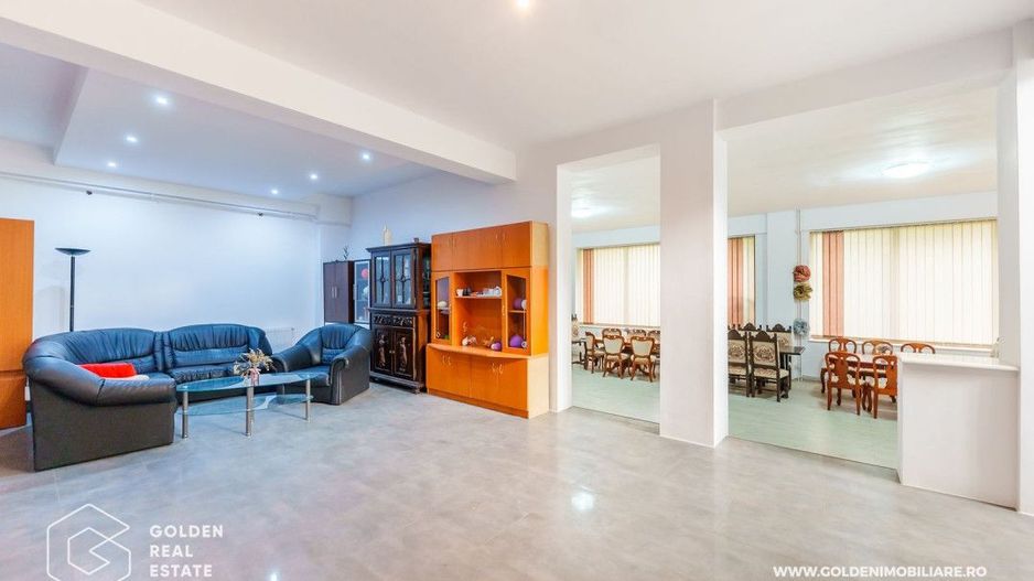 Oportunitate de investiție, vila pretabila pentru  afacere de familie - Poză 6