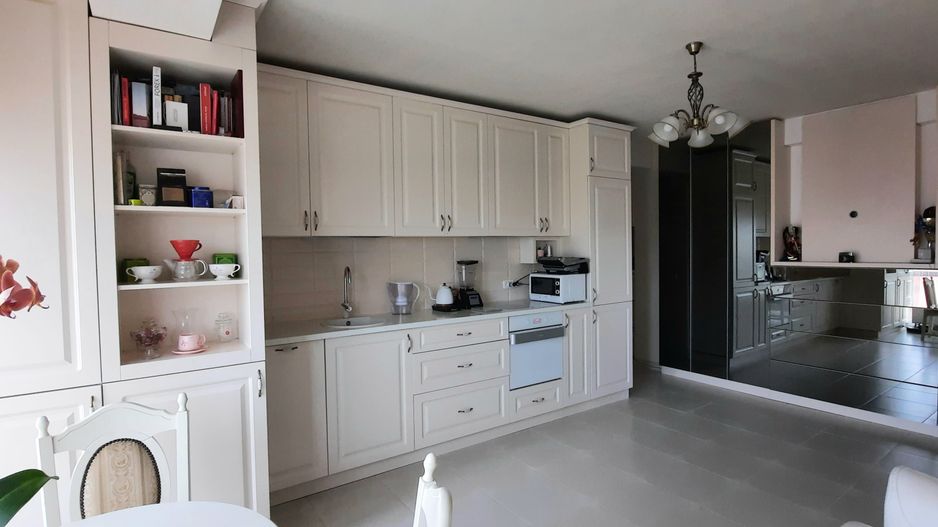 Apartament mobiliat si utilat - zona Semicentrala - Poză 4