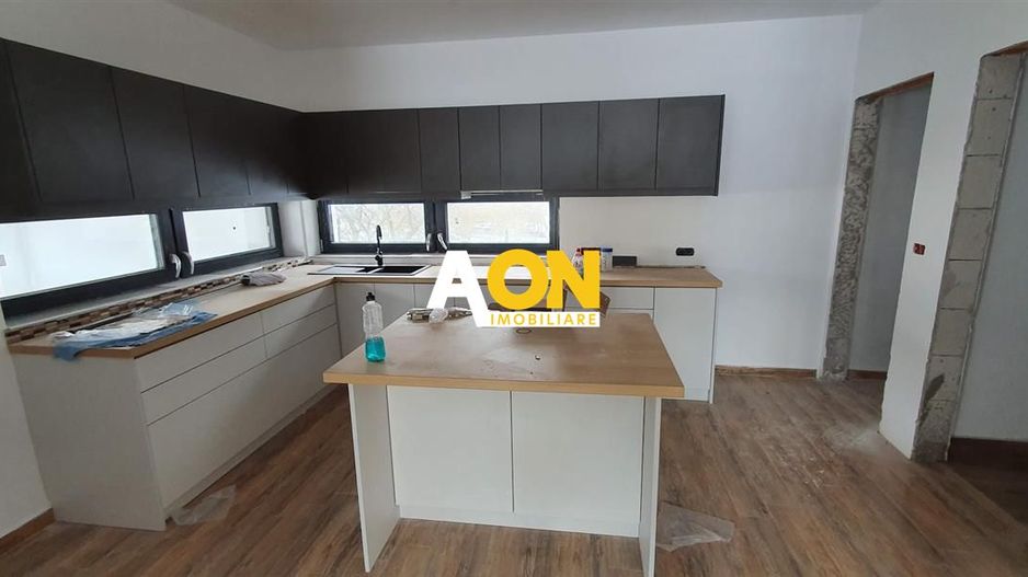 Casa 4 camere + demsiol 688 mp teren toate utilitatile langa padure - Poză 5