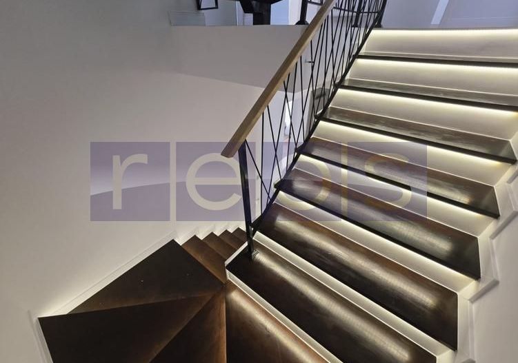 Casa Noua Mobilata 5 Cam Lux, Smart, Pompa Caldura, Panouri Fotovoltaice 10kw - Poză 10