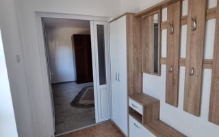 Inchiriez casa - Poză 2