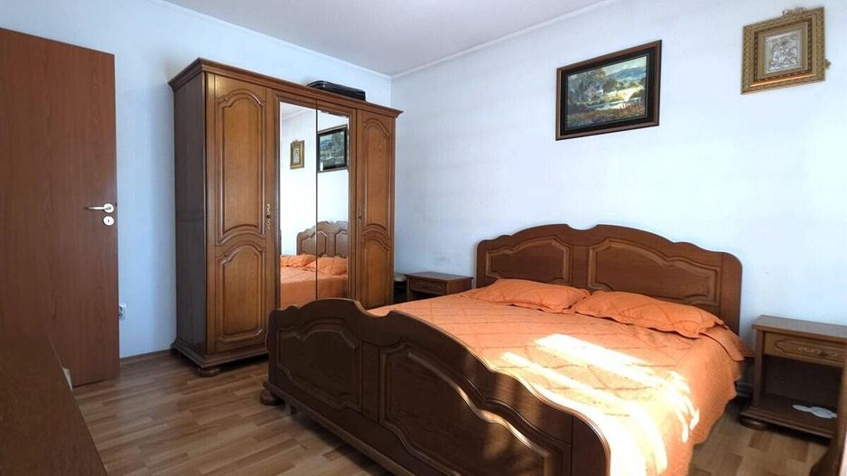 Castelu - Str. Florilor, casa din 2012, teren 737 mp si 106 mp utili - Poză 25