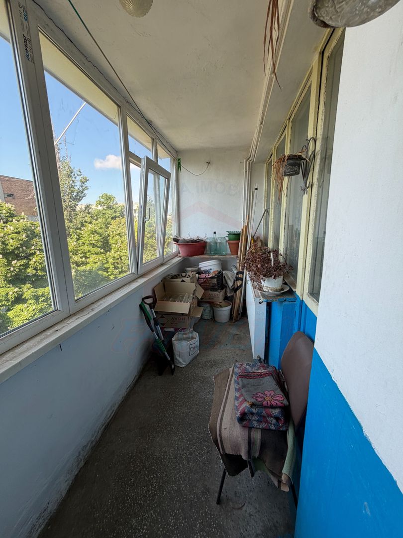 De vanzare apartament cu doua camere - Complex Siretu - Poză 5
