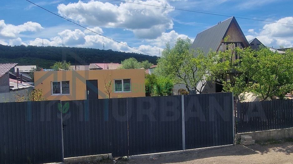 Casă în oraș la preț de garsonieră – 59.000 Euro, Iași, aproape de cartierul Alexandru cel Bun - Poză 2