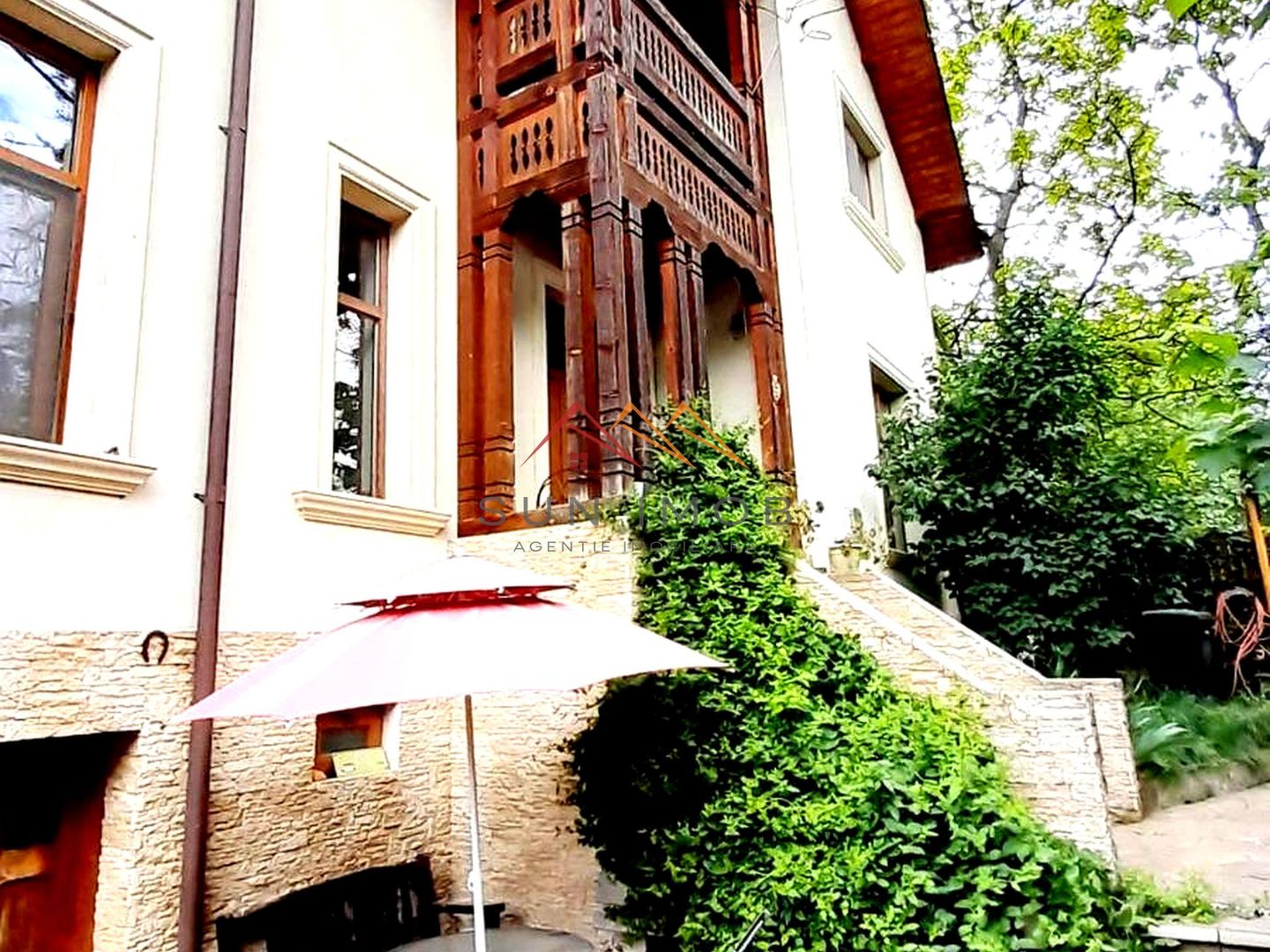 Casa 5 camere, D+P+M, ultracentral, zona deosebita, Campina, Prahova - Poză 1