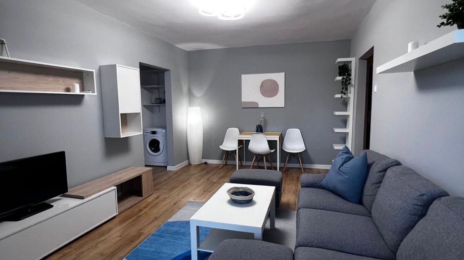 AP. 2 CAMERE 1 MAI, PET-FRIENDLY, MOBILAT MODERN, METROU 1 MINUT - Poză 1