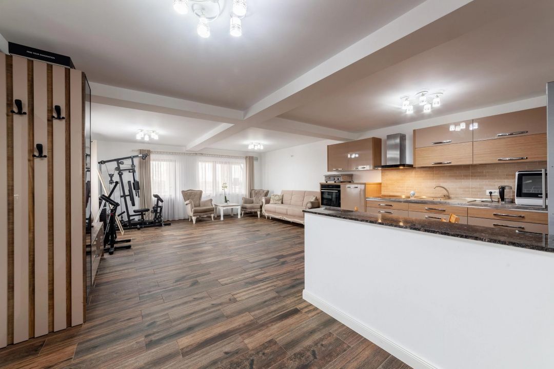 Casa moderna in Bradu - 3 camere,sauna proprie,mobilata , - Poză 6