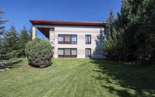 Casă deosebită de vânzare în Sânpetru | Teren 1400 mp - Poză 1