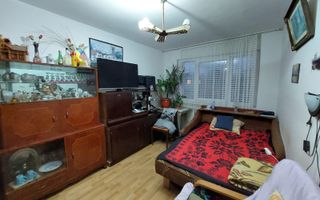 Apartament 3 camere decomandat, etaj intermediar, zona Minerva - Poză 8