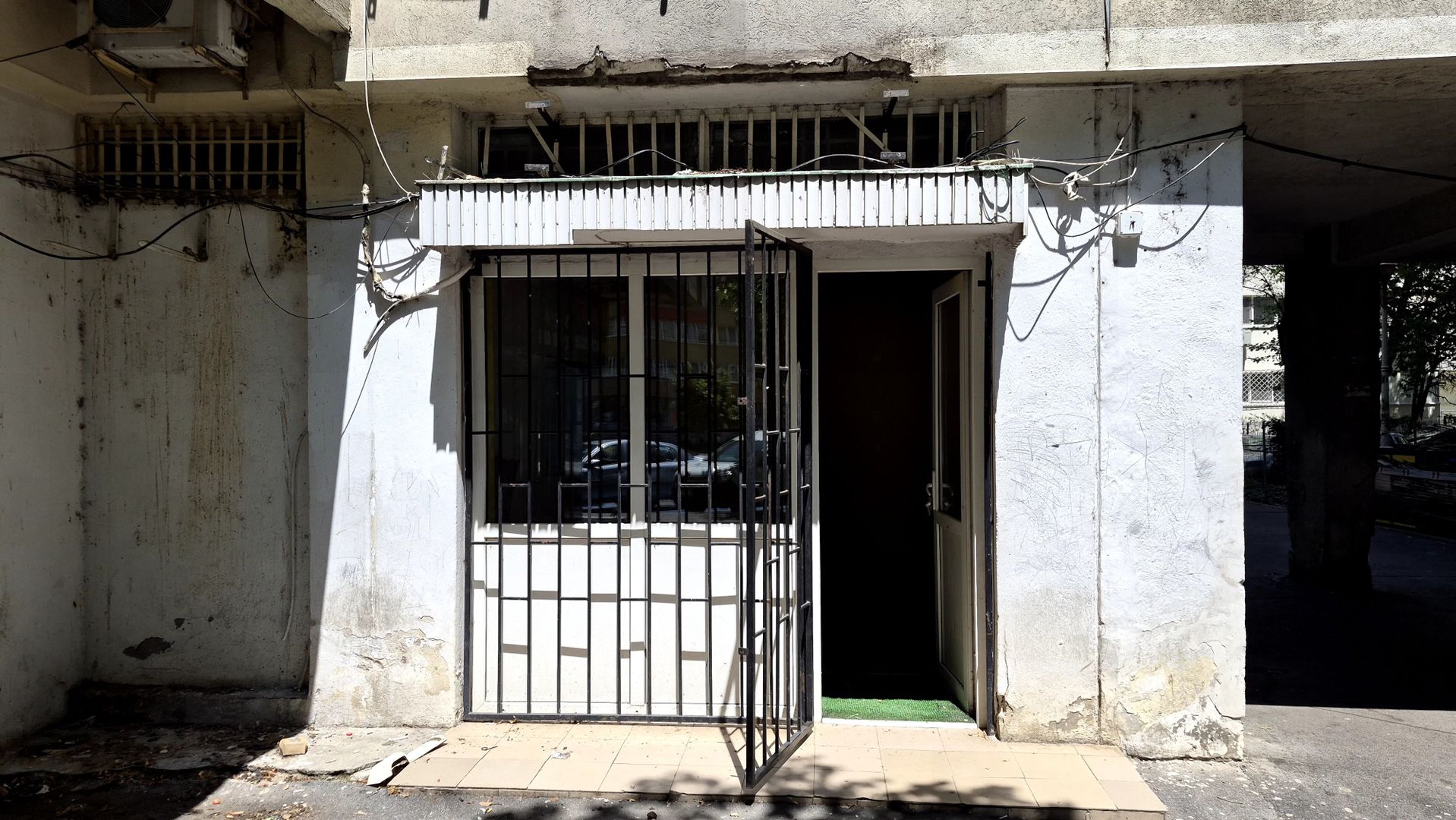 Spatiu comercial 35 mp - sos. Pantelimon - Poză 3