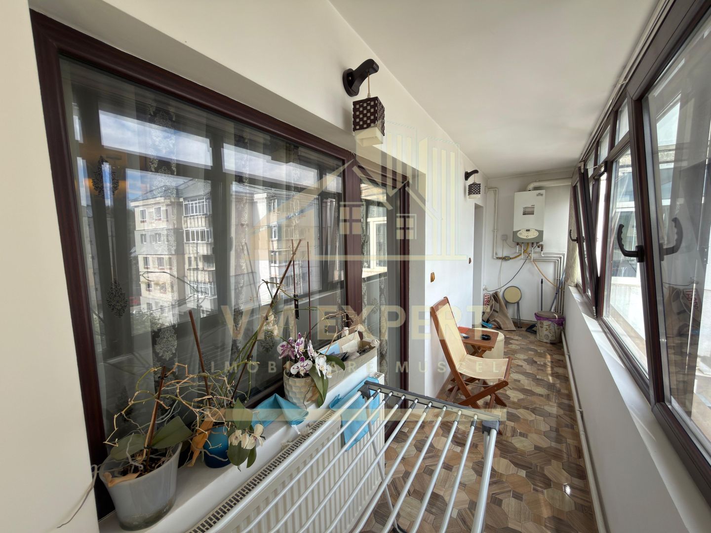 APARTAMENT 3 CAMERE ETAJ 3 VIȘOI CAMPULUNG - Poză 20