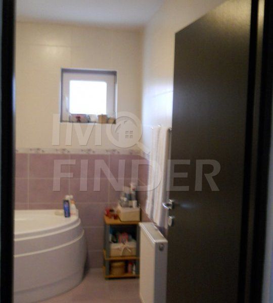 Apartament Decomandat in zona Buna Ziua - Poză 10