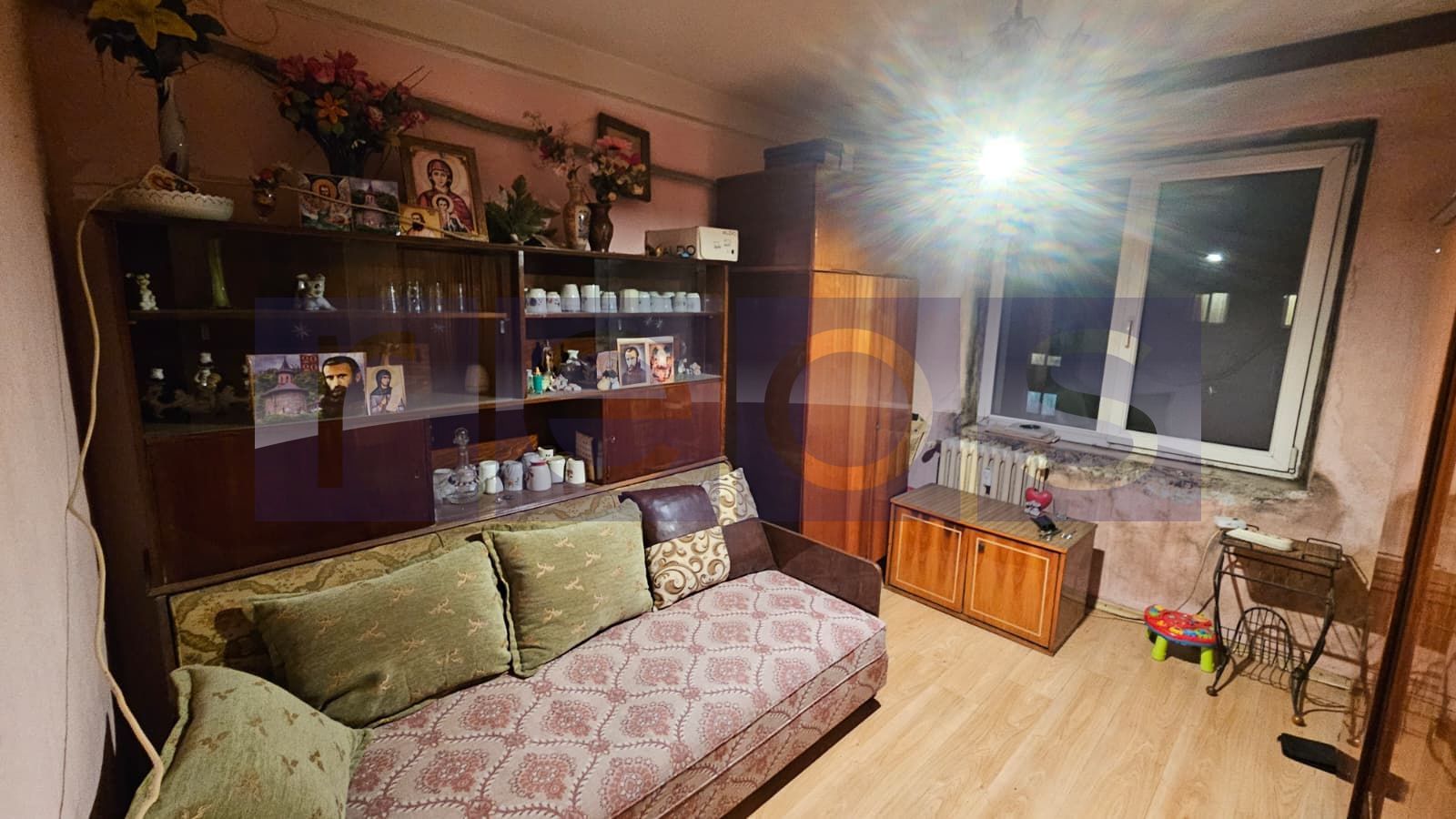 DE VANZARE 3 CAMERE DECOMANDAT | 2 BAI | BLOC REABILITAT | GHENCEA - Poză 3