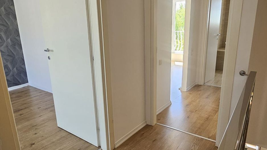 Vila 3 camere in Cosmopolis - Poză 9