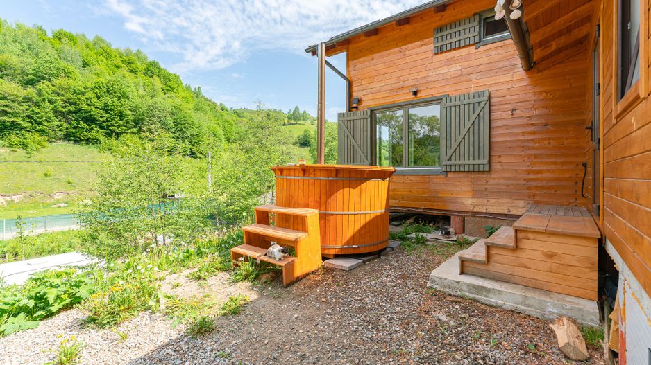 CHALET COCHET AUSTRIAC pe dealurile pitoresti ale Holbavului, la 35 km de Brasov - Poză 1