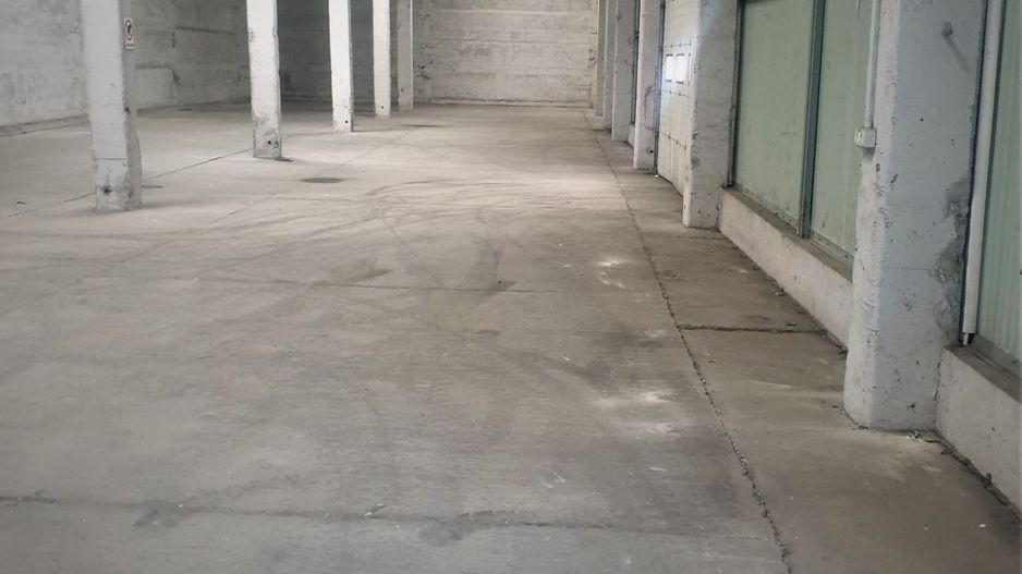 Hale 1250mp Exterior Nord - Poză 5