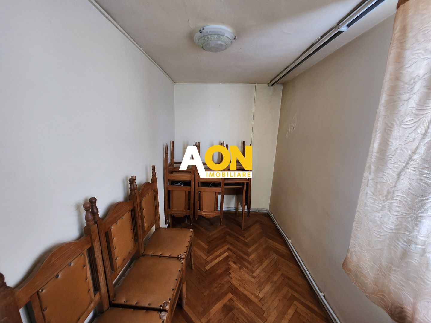 De vanzare apartament 2 camere, pozitie excelenta, Centru - Poză 11