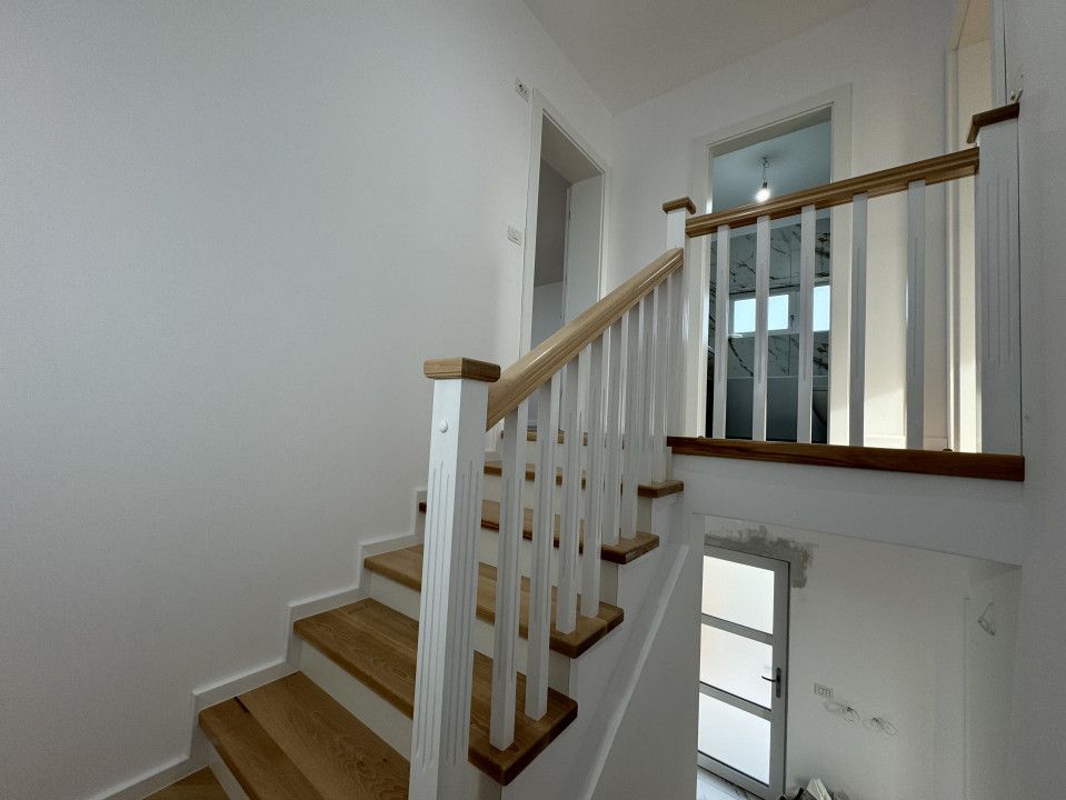 Duplex cu 4 camere si teren generos de 352 mp – Mosnita Noua - Poză 10