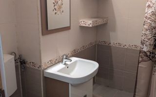 Apartament 3 camere Sibiu decomandat | Central | etaj 1, balcon - Poză 8
