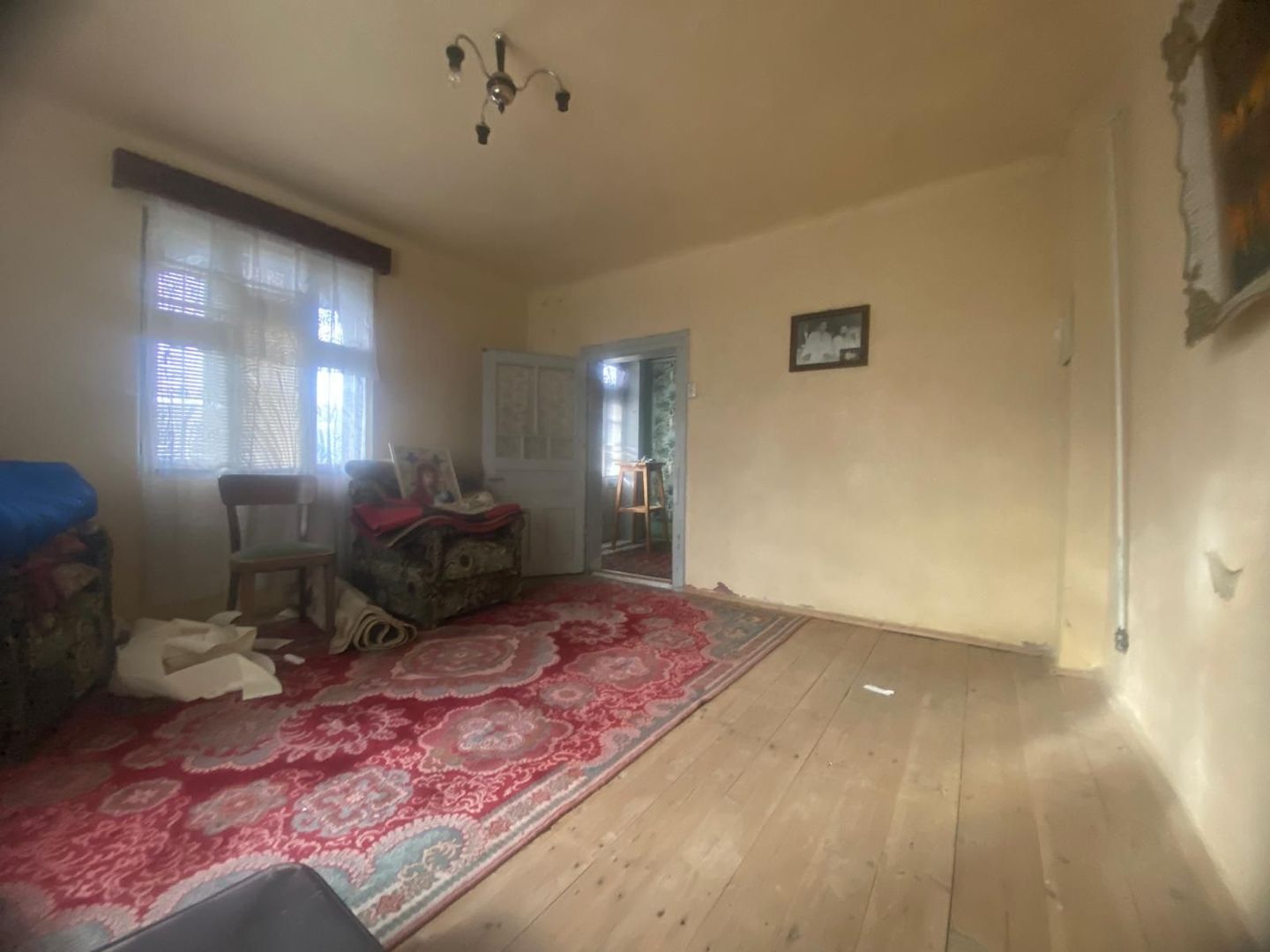 Vanzare casă cu teren generos în Săcueni, la 15 minute de Târgoviște - Poză 6