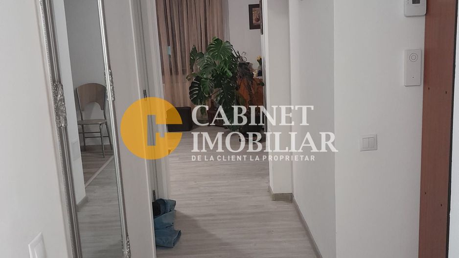 2 camere DECOMANDAT+CURTE+MAGAZIE+LOC DE PARCARE---REDIU - Poză 5