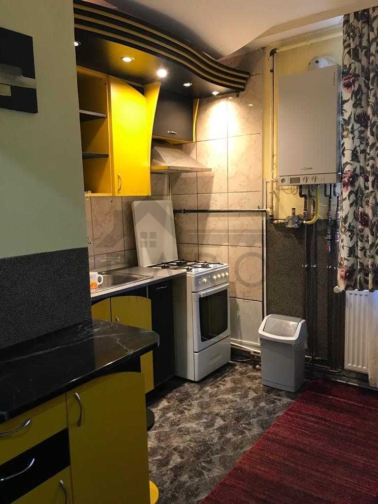 De vanzare apartament 2 camere - Poză 2