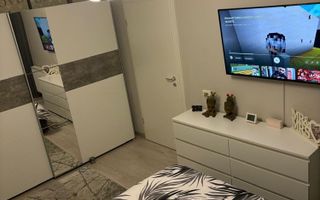 Apartament 3 camere Giroc etaj 1 bloc nou - Poză 4
