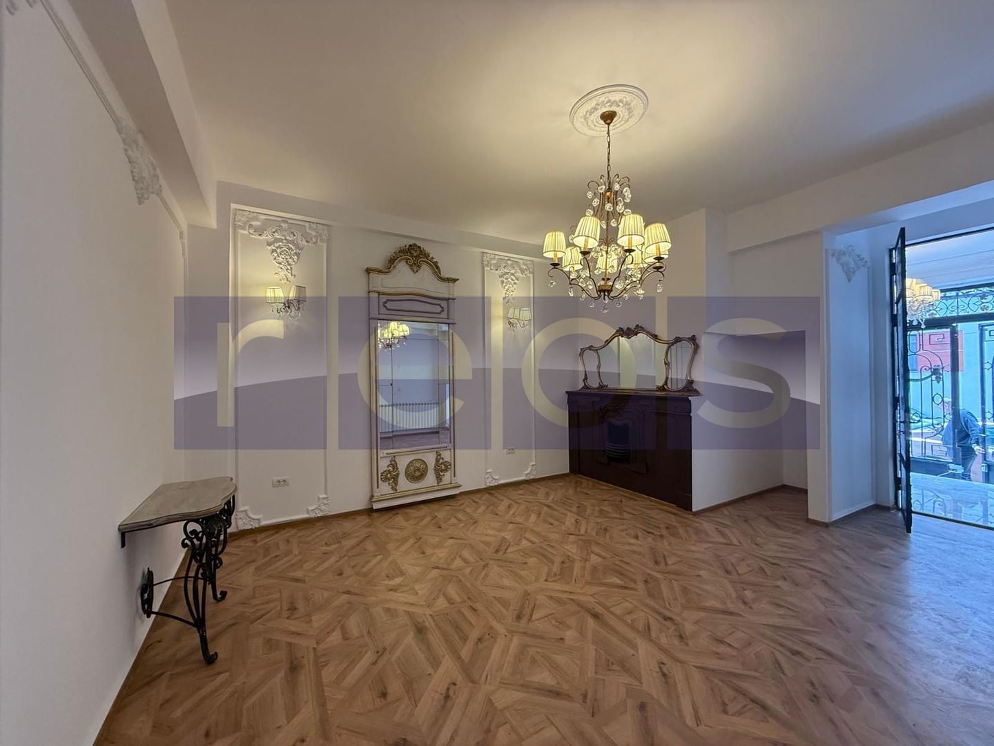 INCHIRIERE GARSONIERA IN VILA | DOROBANTI | PARTER | ULTRAFINISAT | - Poză 2